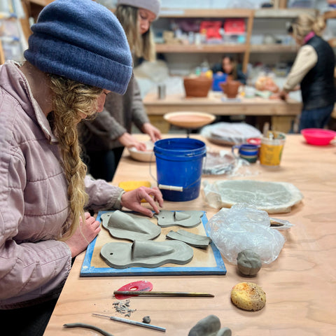 SUMMER SERIES / 6 WEEK HANDBUILDING / MONDAYS 6-8:30PM